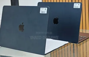 New Laptop Apple MacBook Air 2025 M4 13-Inch 16GB Apple M4 SSD 256GB