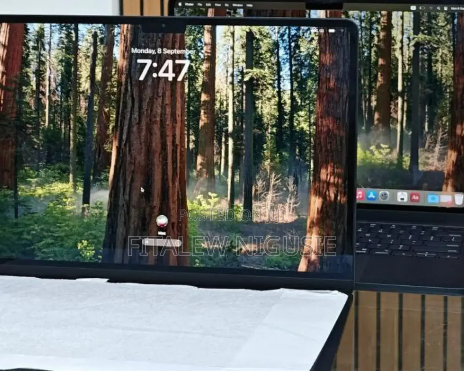 New Laptop Apple MacBook Air 2025 M4 13-Inch 16GB SSD 256GB