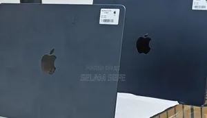 New Laptop Apple MacBook Air 2025 M4 13-Inch 16GB SSD 256GB