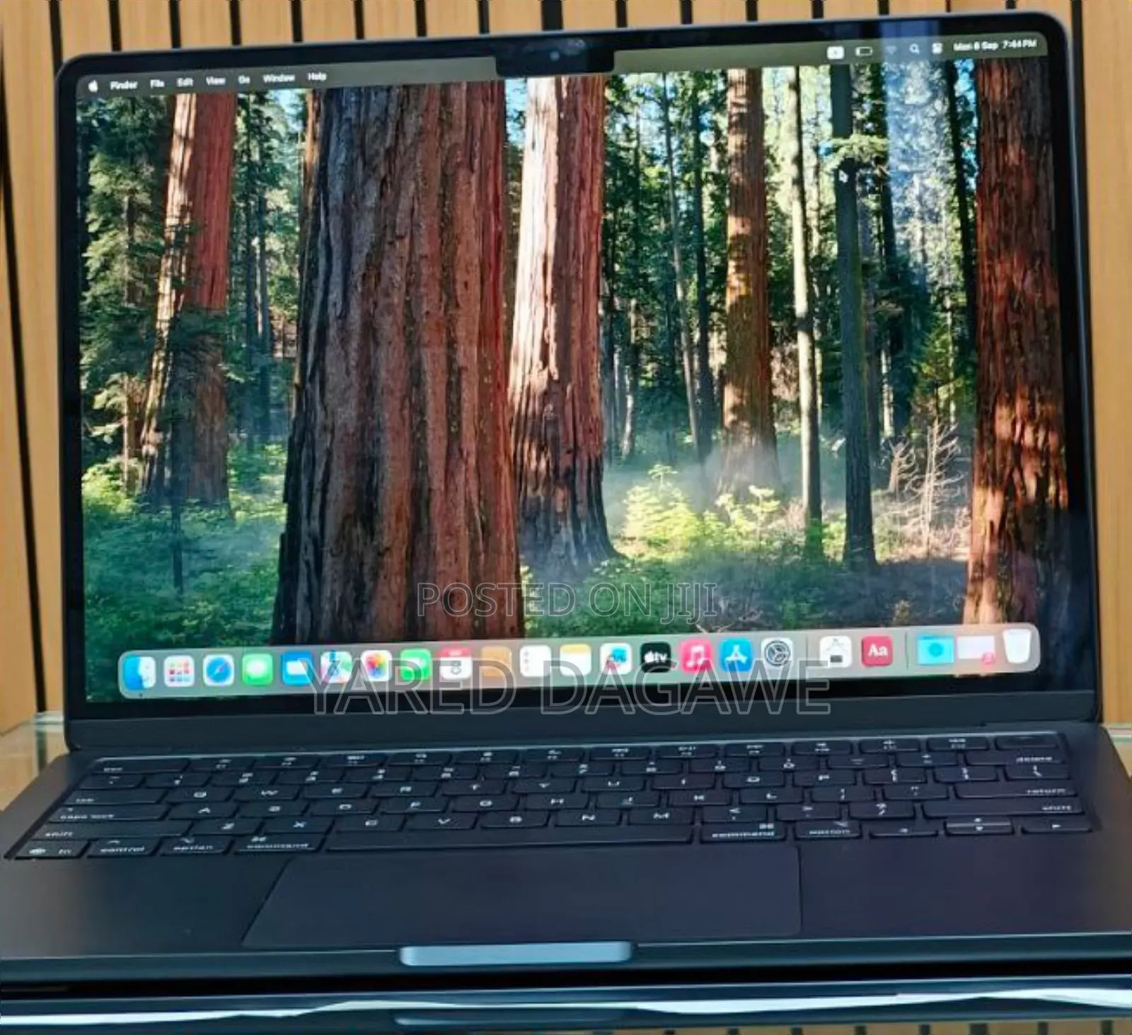 New Laptop Apple MacBook Air 2024 M3 13-Inch 16GB Apple M3 SSD 256GB