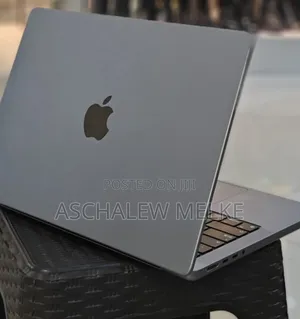 New Laptop Apple MacBook Pro 2021 M1 16GB Apple M1 SSD 1T