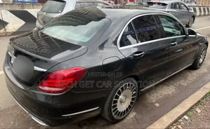 Mercedes-Benz C180 2015 Black