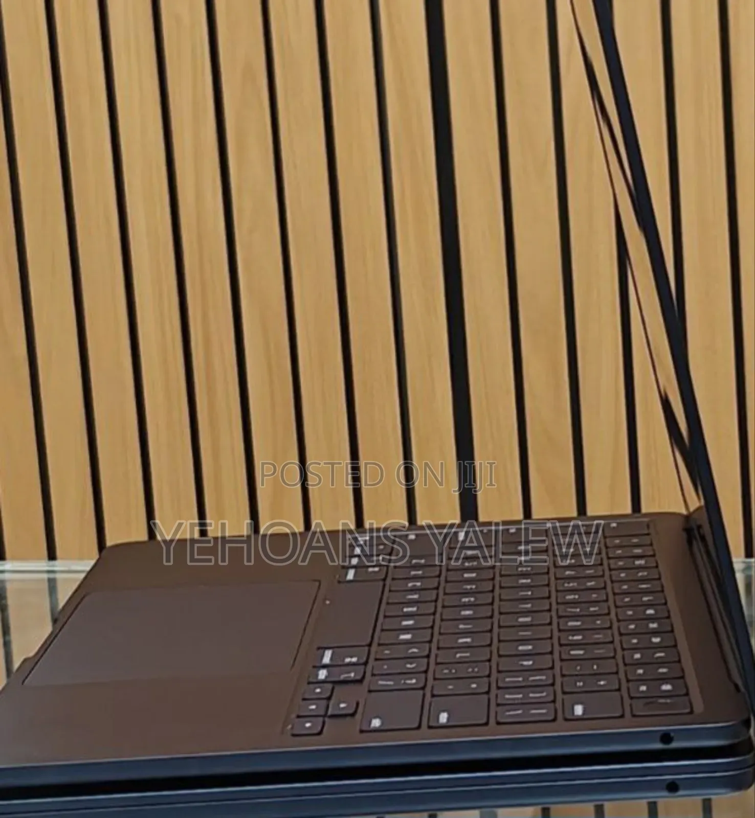 New Laptop Apple MacBook Air 2025 M4 13-Inch 16GB Apple M4 SSD 256GB