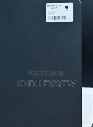 New Laptop Apple MacBook 16GB Apple M3 SSD 256GB