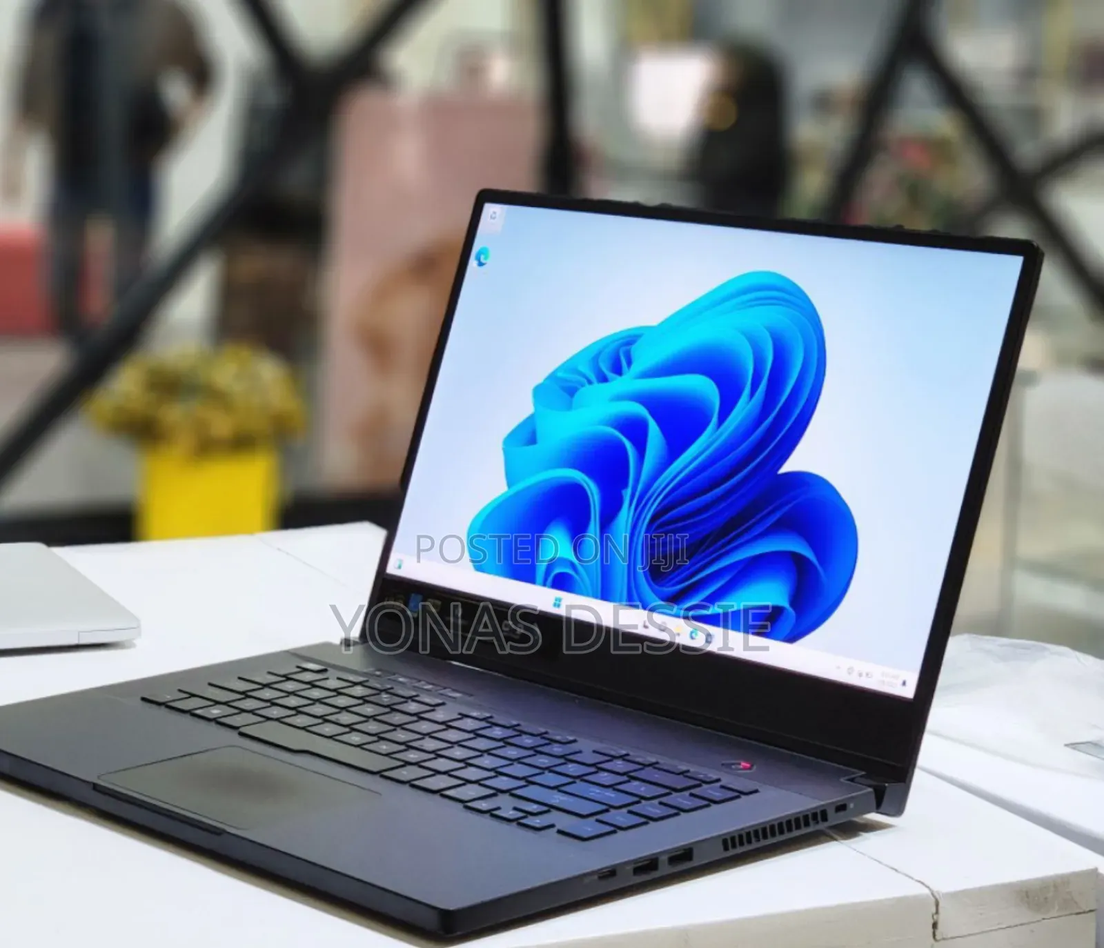 New Laptop Asus ROG Zephyrus S GX701 16GB Intel Core I7 SSD 512GB