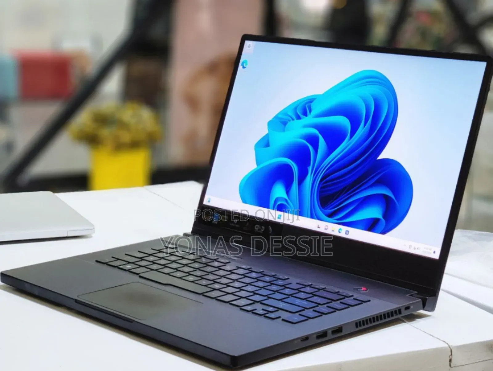 New Laptop Asus ROG Zephyrus S GX701 16GB Intel Core I7 SSD 512GB