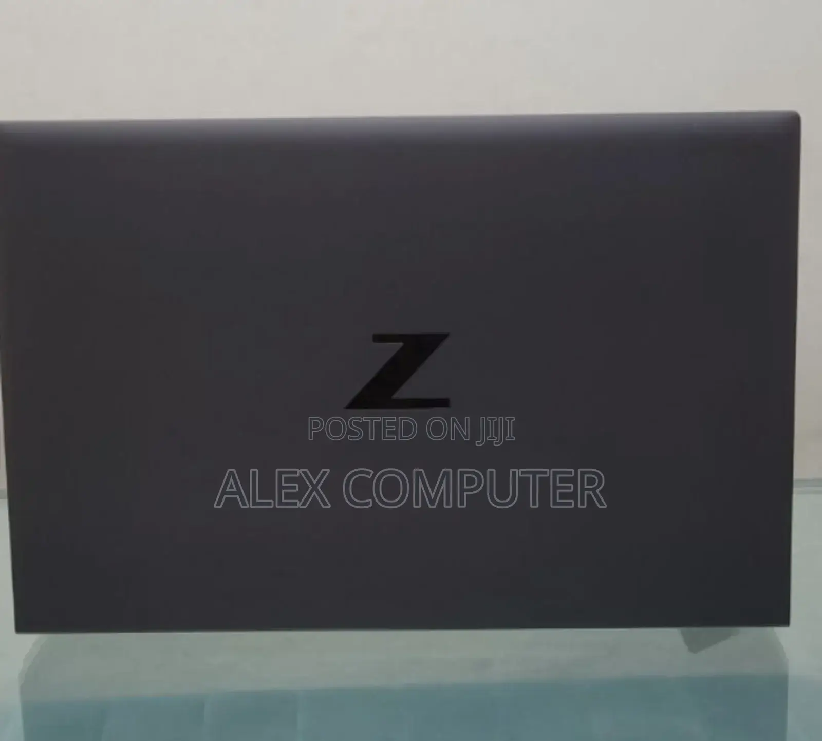 New Laptop HP ZBook Firefly 15 G7 16GB Intel Core I7 SSD 512GB