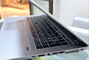 Laptop HP EliteBook 840 G3 8GB Intel Core I5 SSD 256GB