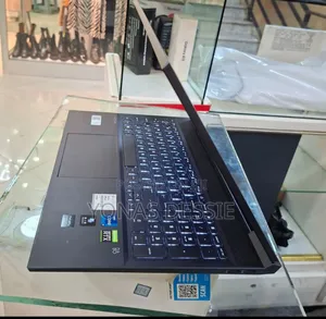 New Laptop HP Victus 16 16GB Intel Core I7 SSD 512GB