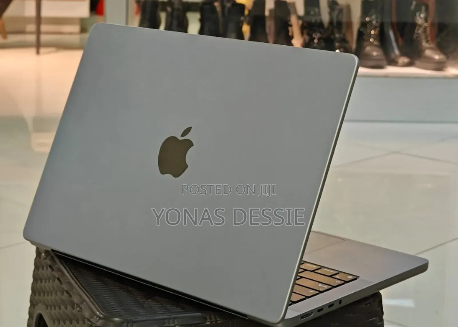 New Laptop Apple MacBook Pro M1 16GB SSD 1T
