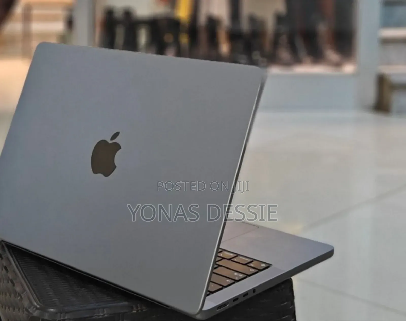 New Laptop Apple MacBook Pro M1 16GB SSD 1T