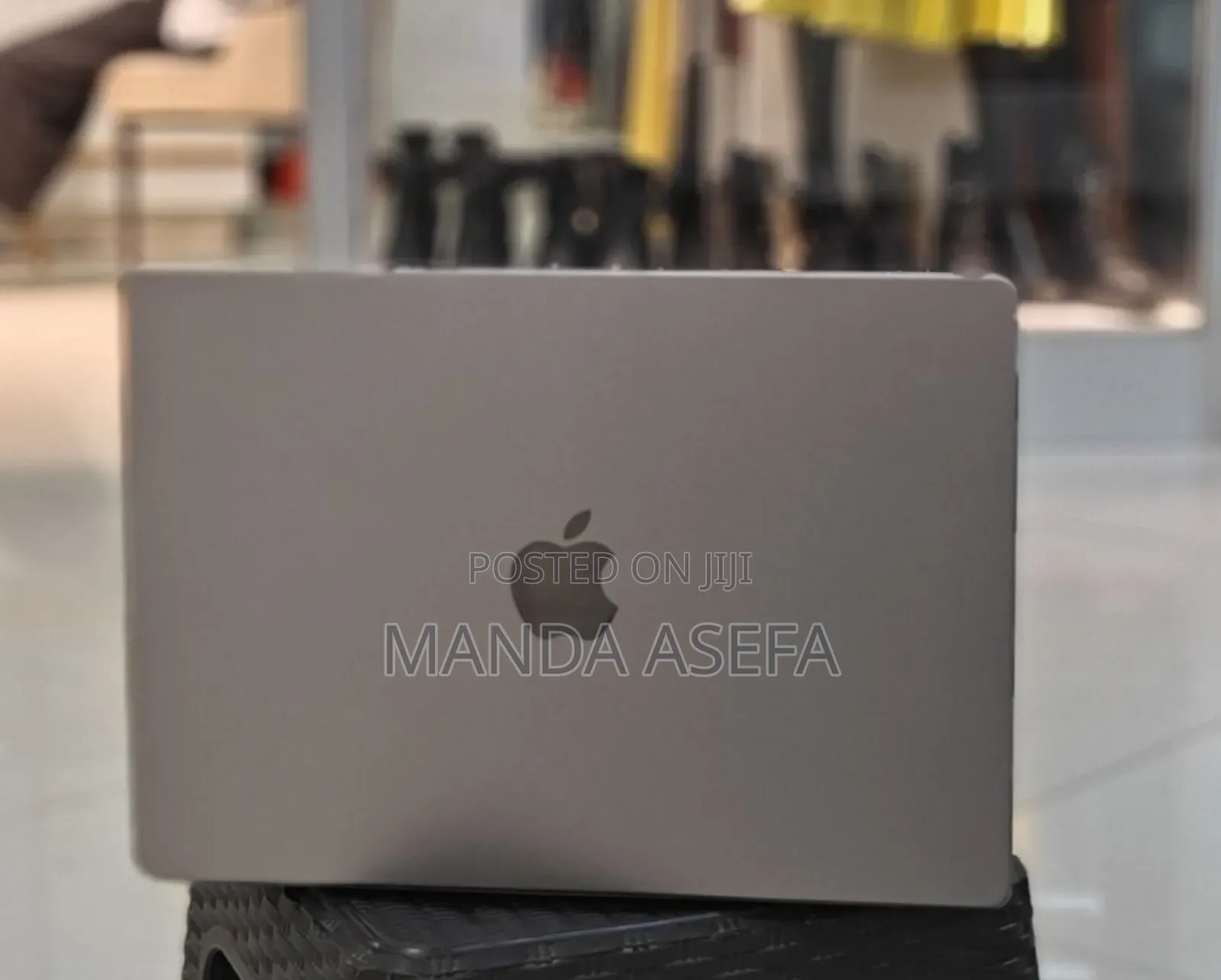 New Laptop Apple MacBook Pro M1 16GB Apple M1 Pro SSD 1T