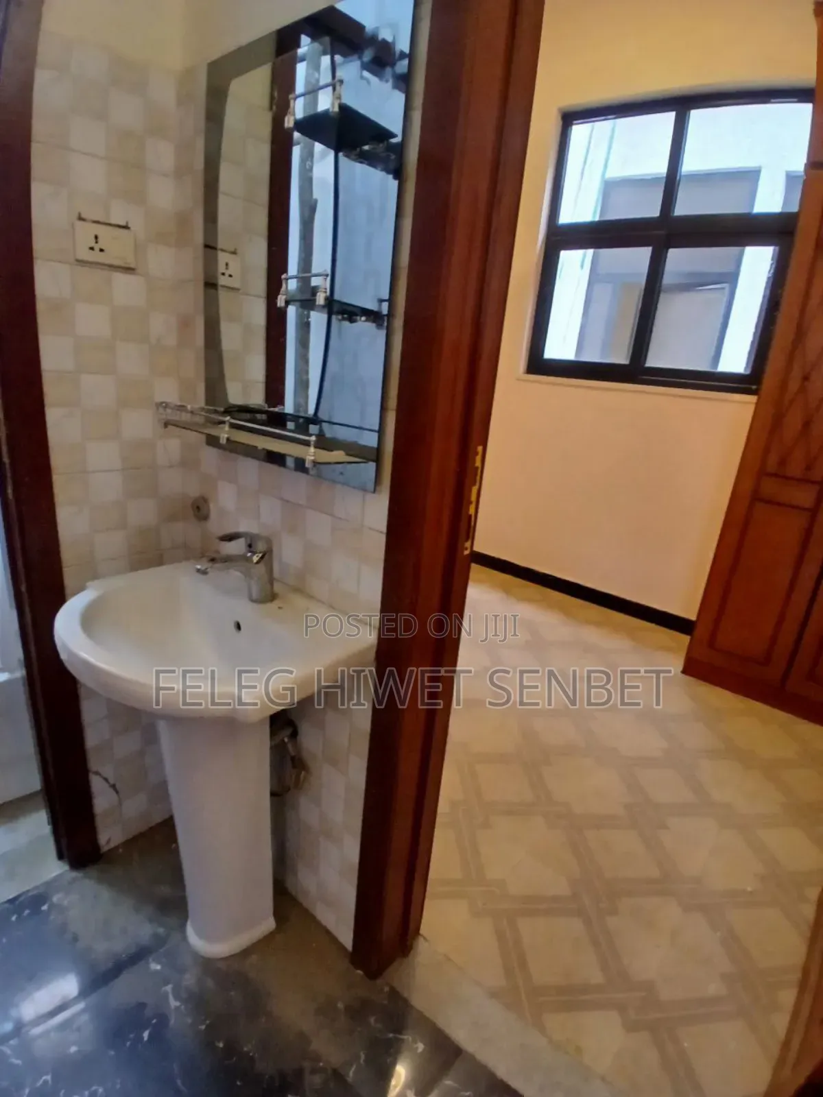 Furnished 5bdrm Villa in አአ, Bole for sale