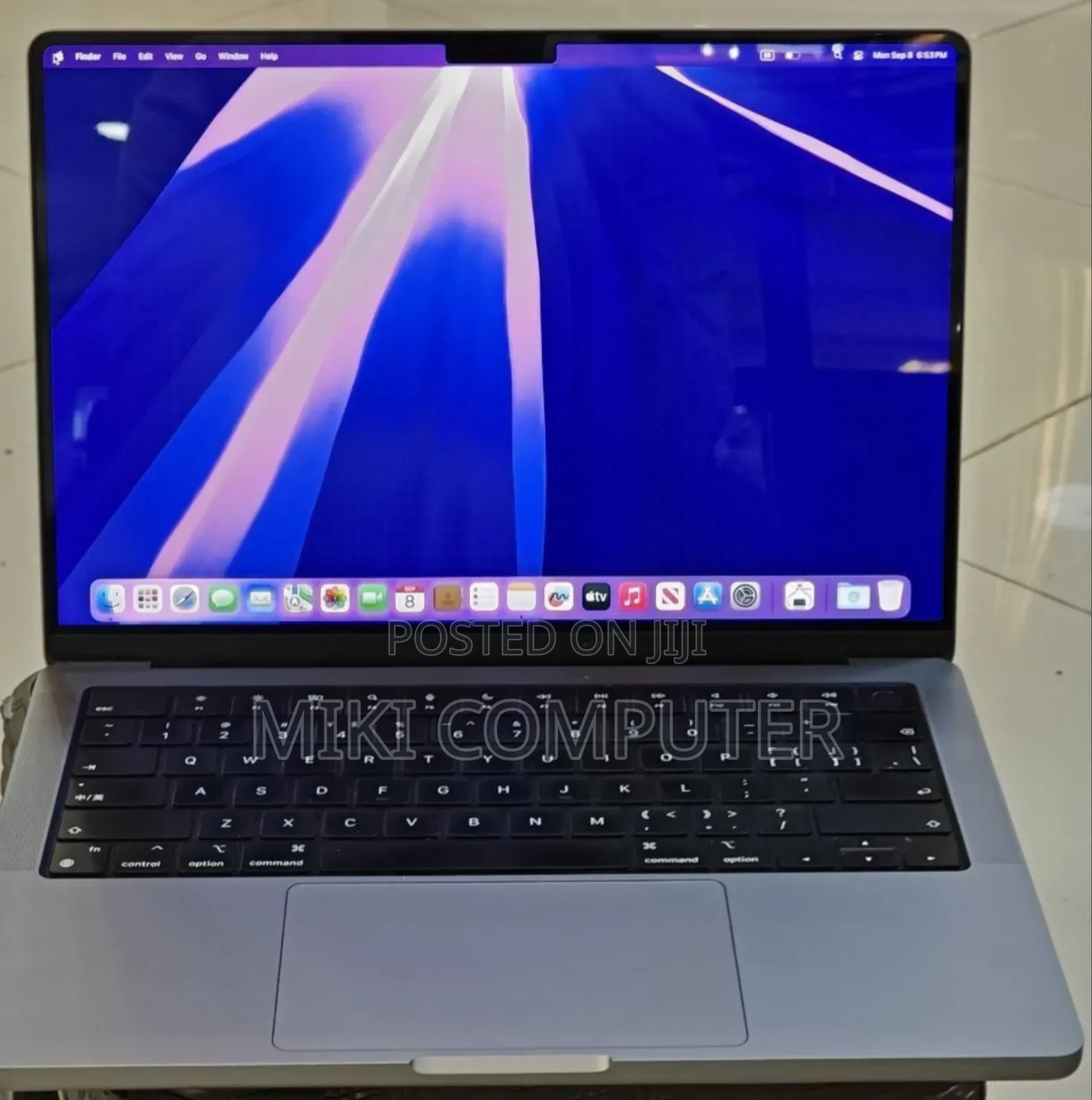 New Laptop Apple MacBook Pro M1 16GB Intel SSD 512GB