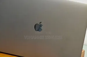 New Laptop Apple MacBook Pro 2019 32GB Intel Core I9 SSD 1T