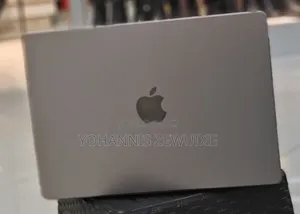 New Laptop Apple MacBook Pro 2020 M1 16GB Apple M1 Pro SSD 1T