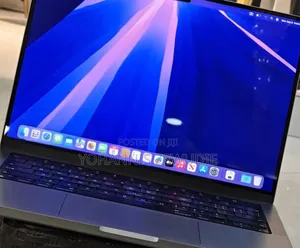 New Laptop Apple MacBook Pro 2020 M1 16GB Apple M1 Pro SSD 1T