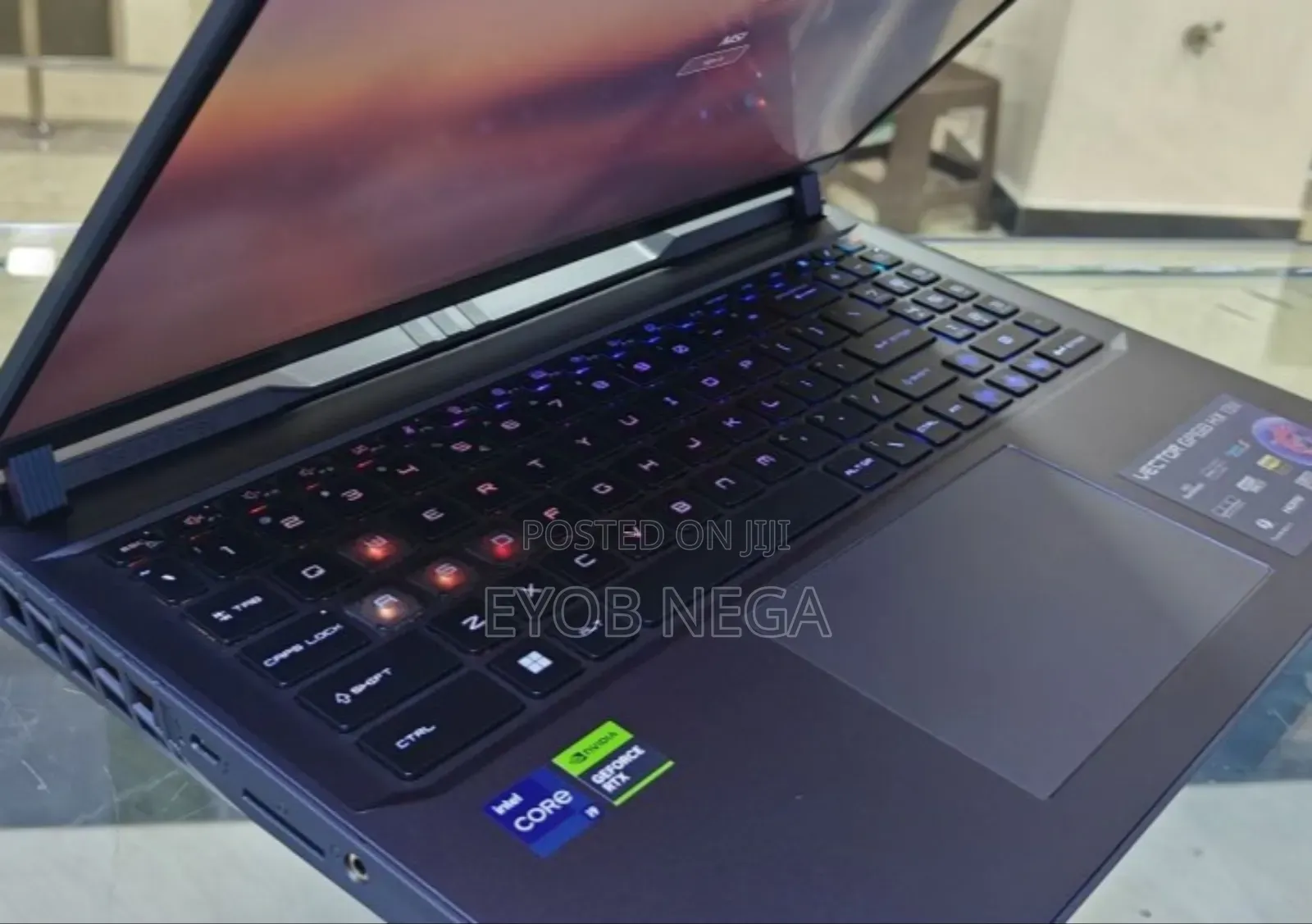 New Laptop MSI Vector GP68 HX 13V 16GB Intel Core I9 SSD 1T