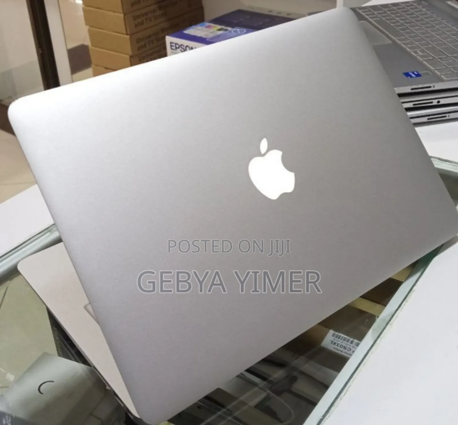 New Laptop Apple MacBook Air 2011 4GB Intel Core I5 SSD 128GB