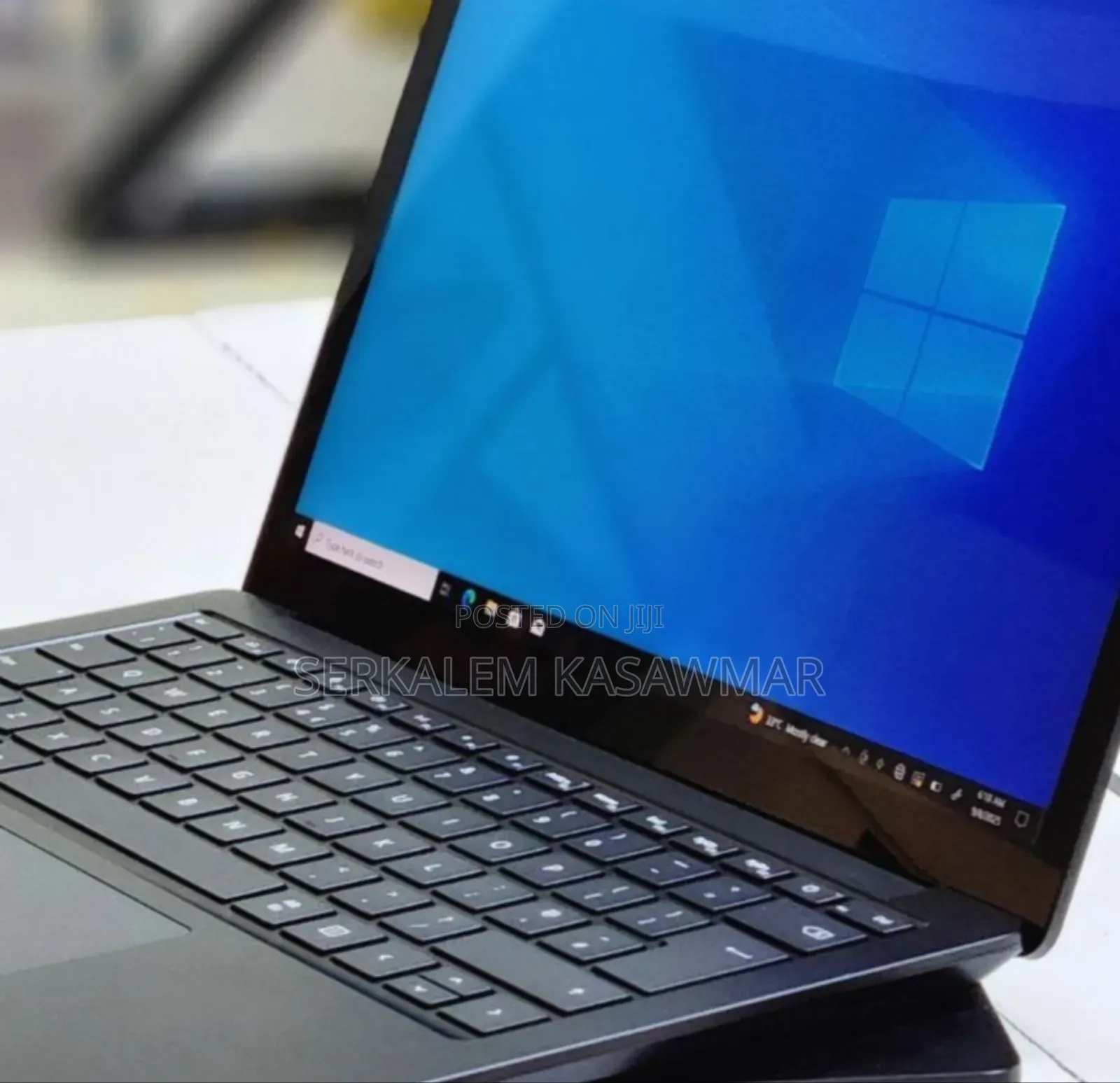 New Laptop Microsoft Surface 16GB Intel Core i7 SSD 512GB