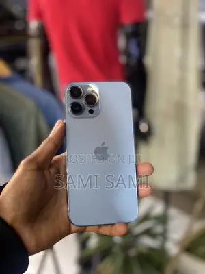 Photo - Apple iPhone 13 Pro Max 256 GB Blue