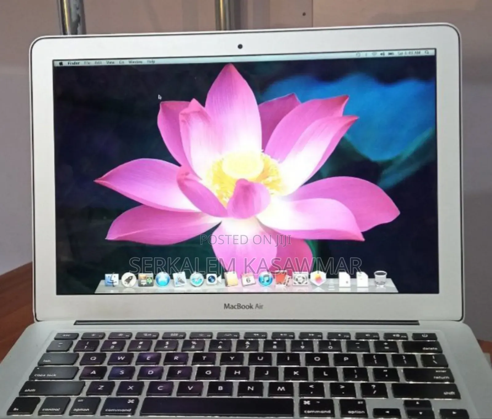 New Laptop Apple MacBook Air 2011 4GB Intel Core i5 SSD 128GB