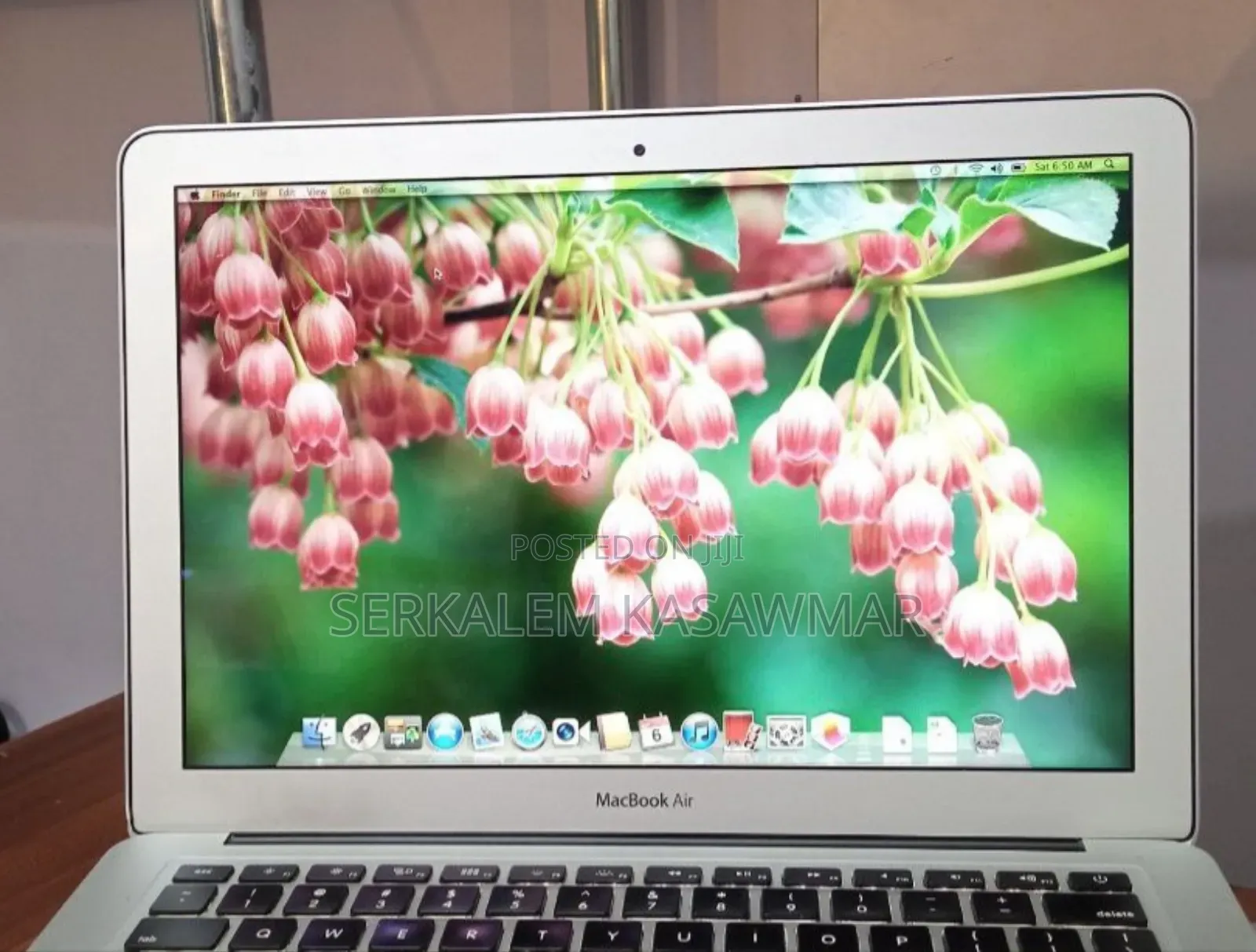 New Laptop Apple MacBook Air 2011 4GB Intel Core i5 SSD 128GB