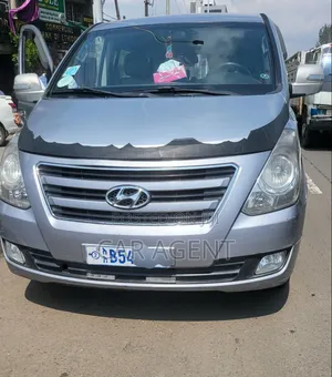 Hyundai Starex 2016 Silver