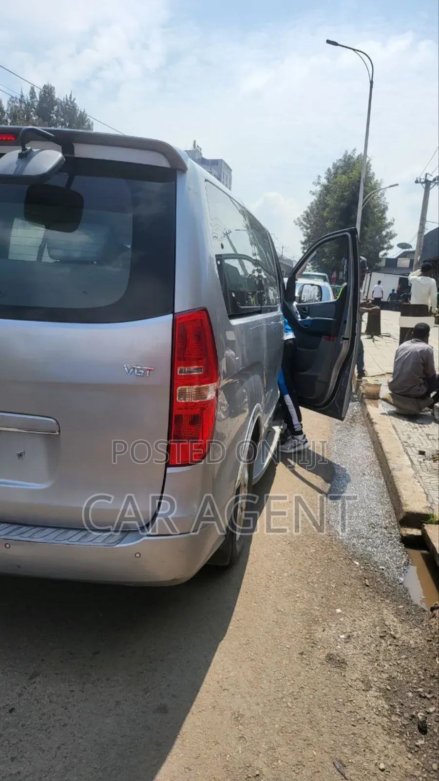 Hyundai Starex 2016 Silver