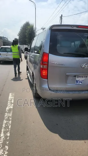 Hyundai Starex 2016 Silver