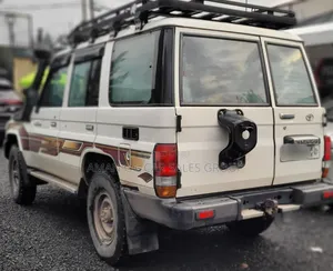 Toyota Land Cruiser 2019 White