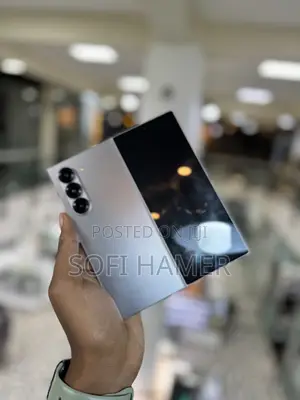 Photo - New Samsung Galaxy Z Fold6 512 GB Silver