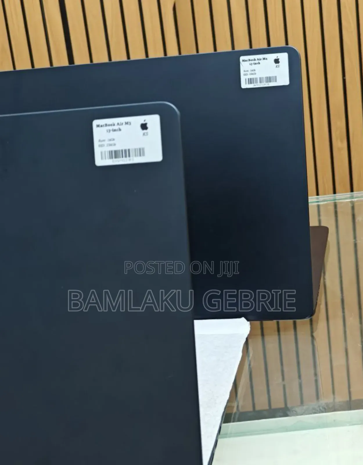 New Laptop Apple MacBook Air 2024 M3 13-Inch 16GB Apple M3 SSD 256GB