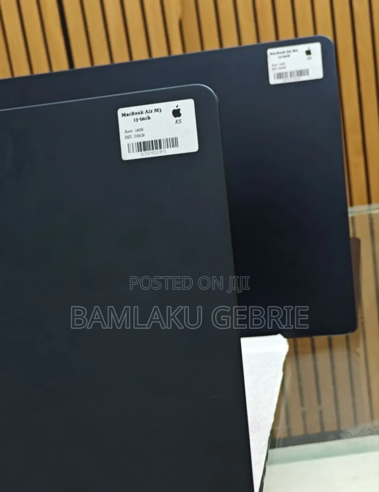 New Laptop Apple MacBook Air 2024 M3 13-Inch 16GB Apple M3 SSD 256GB