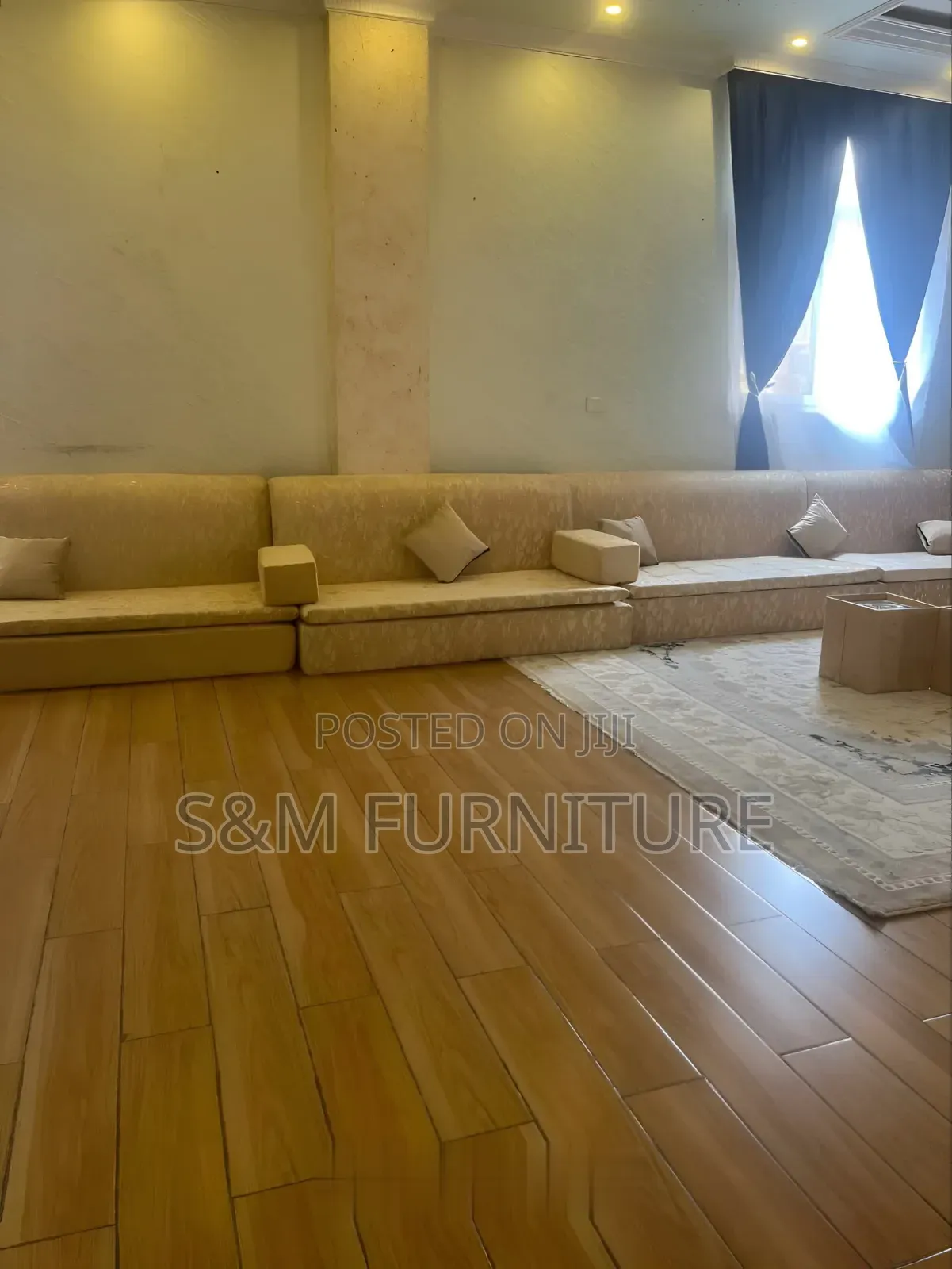 Extra_bonded Arabian Majlis Priced Per Square Meter.