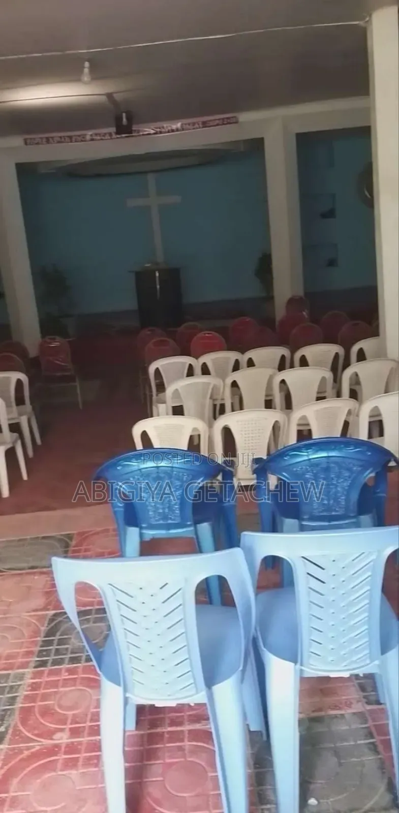 ቦታው አመቺ የሆነ መኪና ማሽከርከሪያ እቃ ማውረጃ አለው ለstore ወይም ለመጋዘን ይሆናል