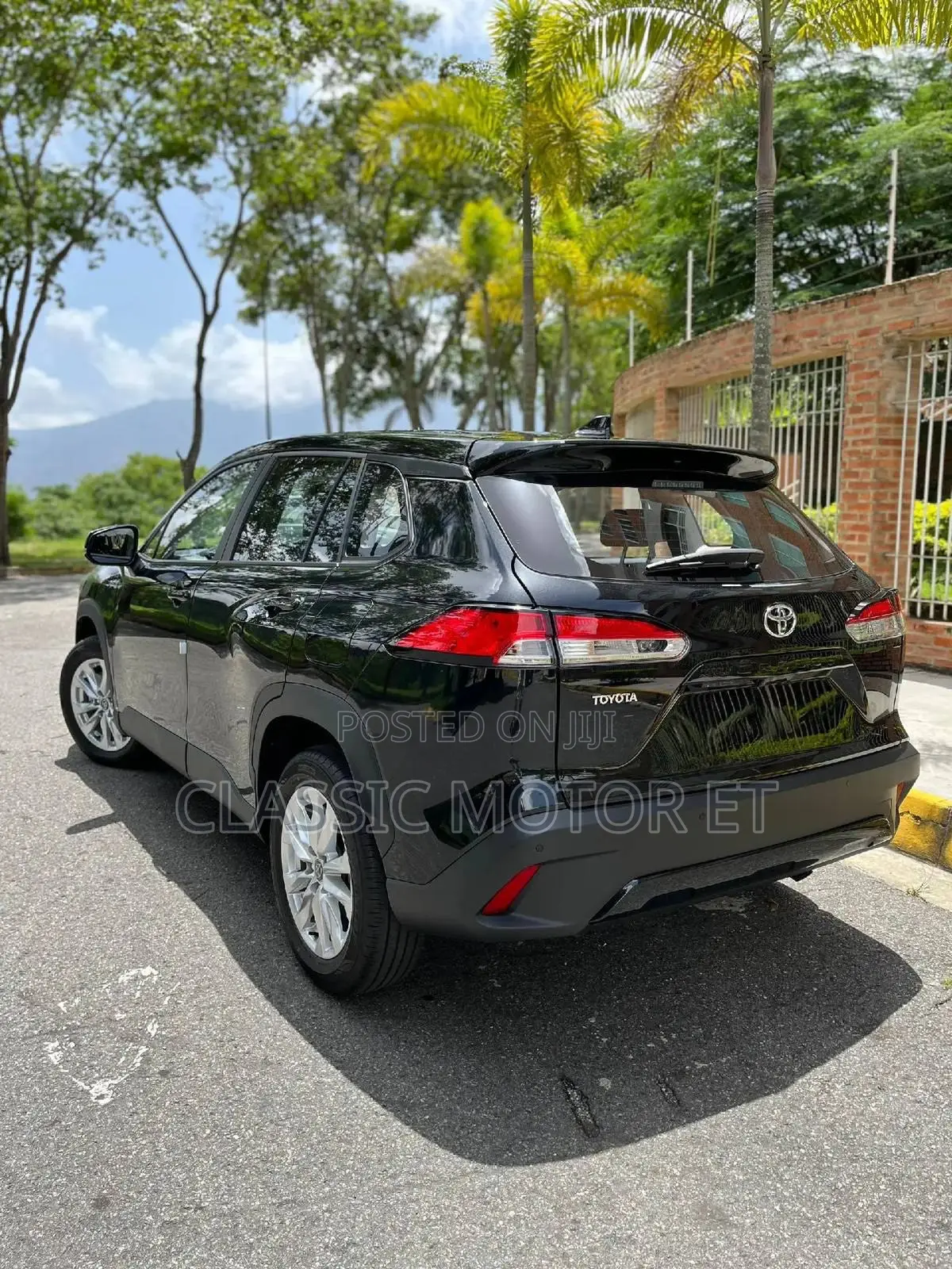 New Toyota Corolla Cross Hybrid 2024 Black
