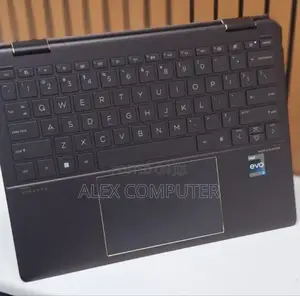 New Laptop HP Spectre 14 16GB Intel Core I5 SSD 1T