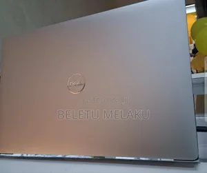 New Laptop Dell Precision 15 3520 16GB Intel Core i7 SSD 512GB