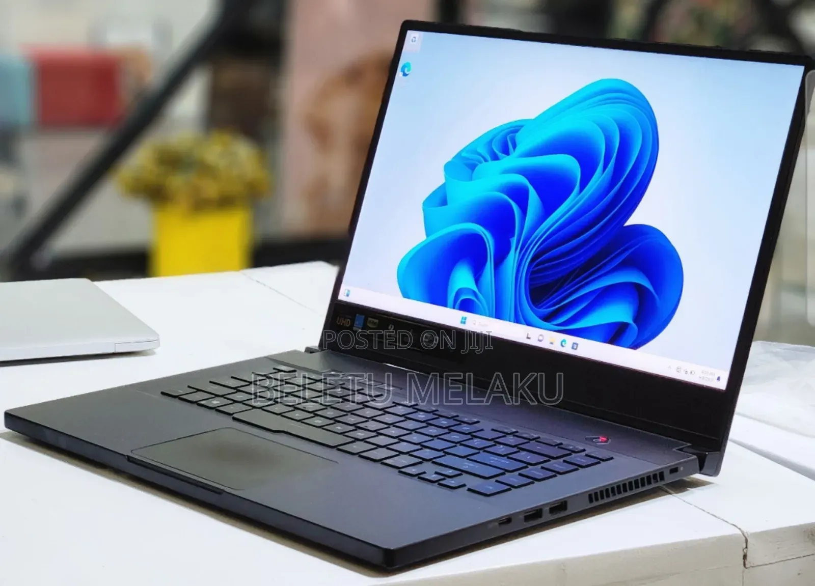 New Laptop Asus ROG Zephyrus G15 16GB Intel Core i7 SSD 512GB