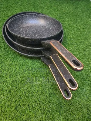 Photo - Momoc Fry Pan Set