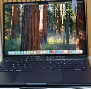 Photo - New Laptop Apple MacBook Air 2024 M3 13-Inch 16GB Apple M3 SSD 256GB