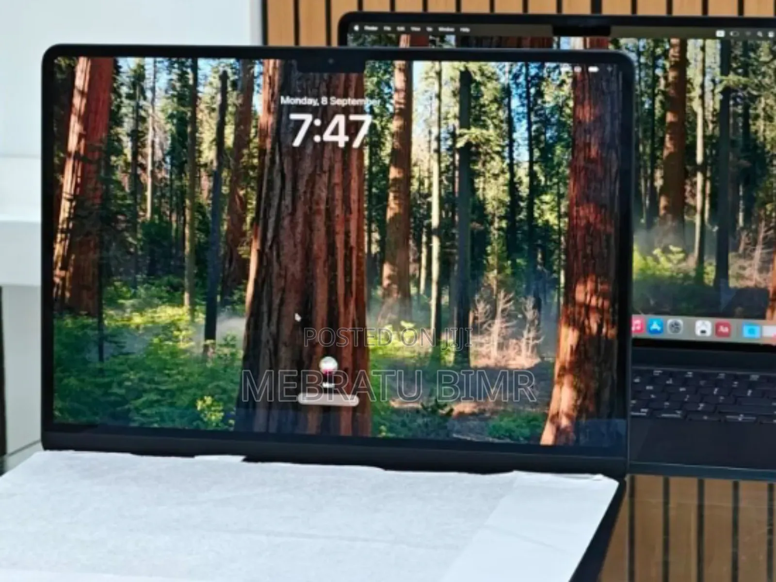 New Laptop Apple MacBook Air 2025 M4 13-Inch 16GB Apple M4 SSD 256GB