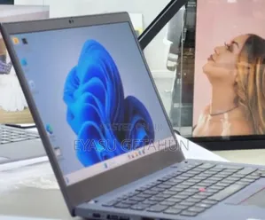 New Laptop Lenovo ThinkPad T14s G4 16GB Intel Core I7 SSD 512GB