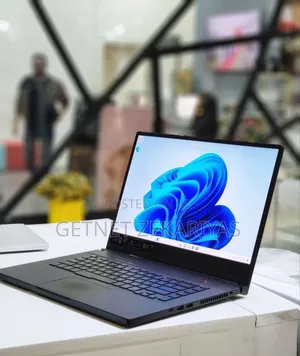 New Laptop Asus ROG Zephyrus G15 16GB Intel Core i7 SSD 512GB