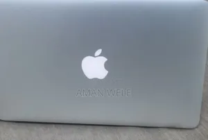 New Laptop Apple MacBook 2015 4GB Intel Core I5 SSD 128GB