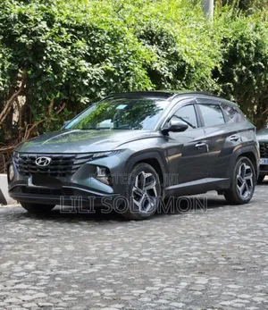 Hyundai Tucson 2021 Green