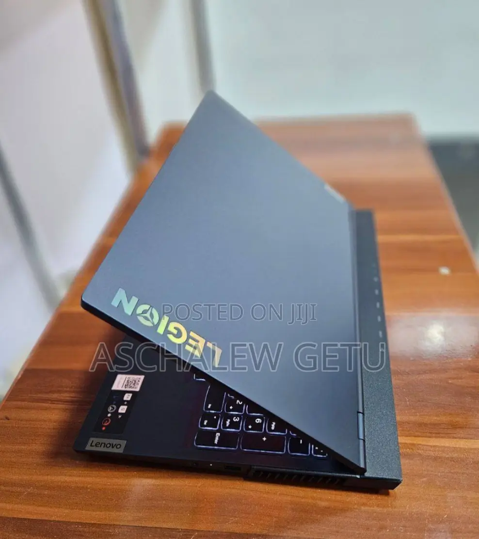 New Laptop Lenovo Legion 5 16GB AMD Ryzen 5 SSD 512GB
