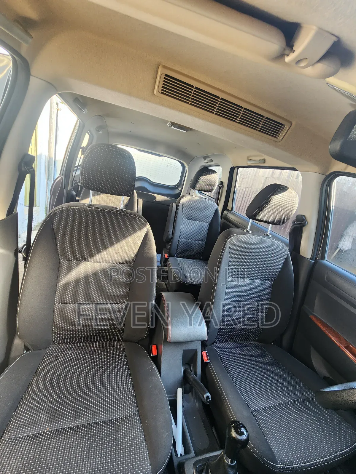 Dongfeng Glory 2023 Brown