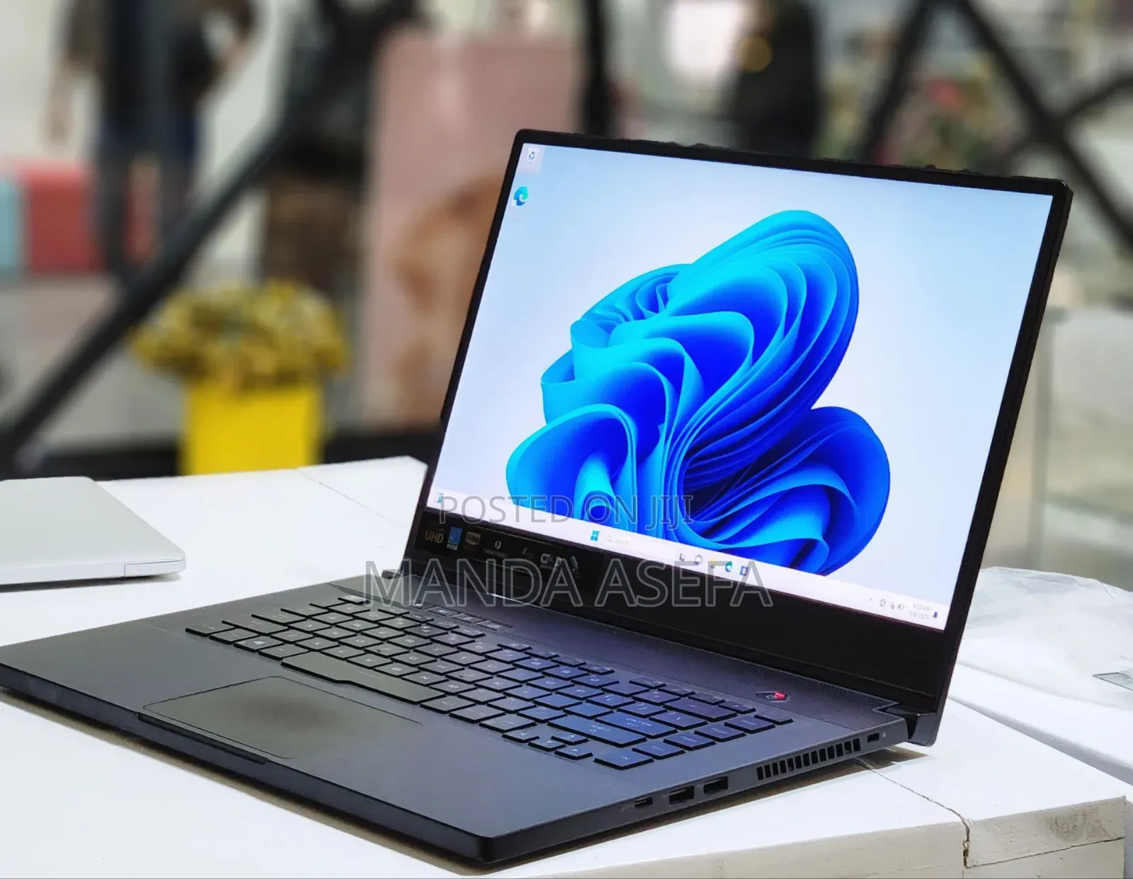 New Laptop Asus ROG Zephyrus G15 16GB Intel Core i7 SSD 512GB